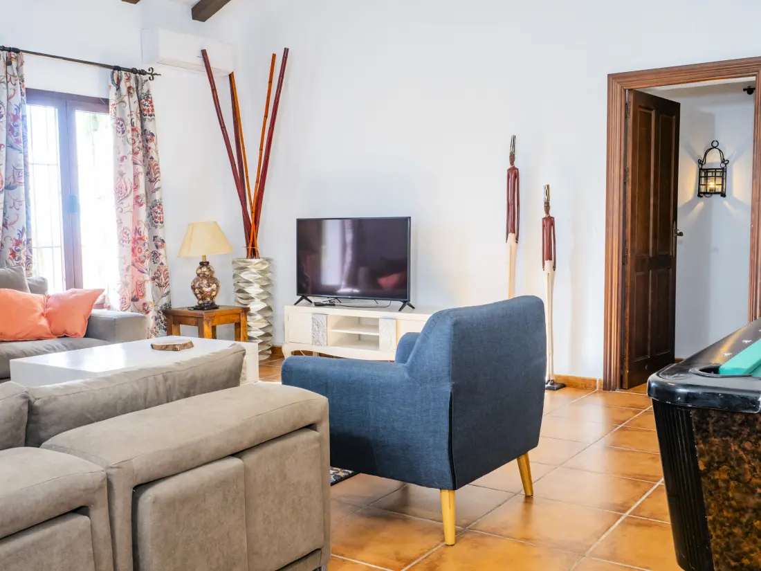 Maison à Setenil de las bodegas