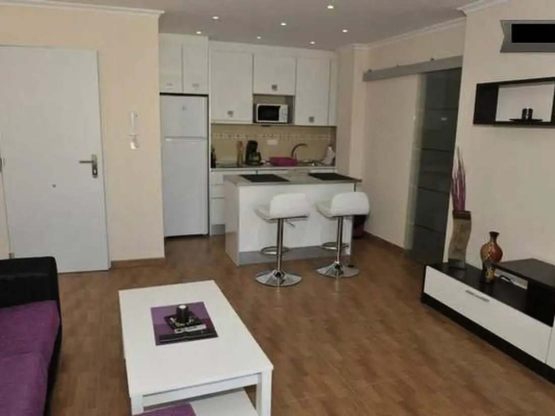 Résidence Wohnung mit Balkon