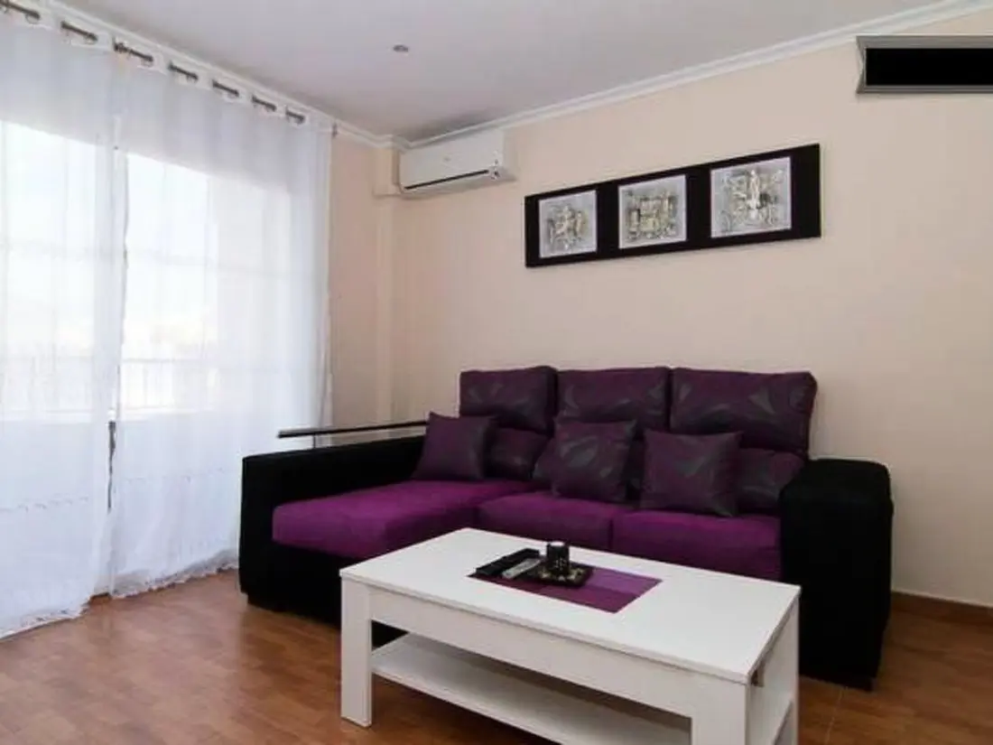 Résidence Wohnung mit Balkon