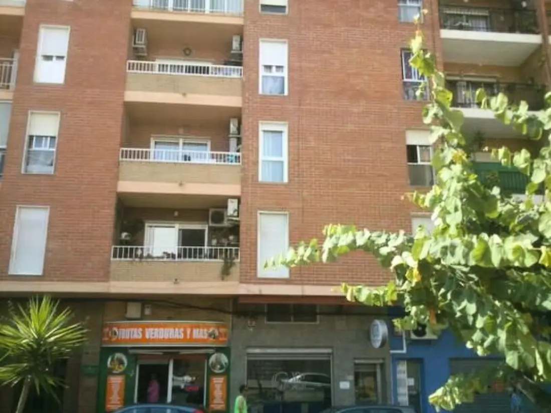 Résidence Wohnung mit Balkon