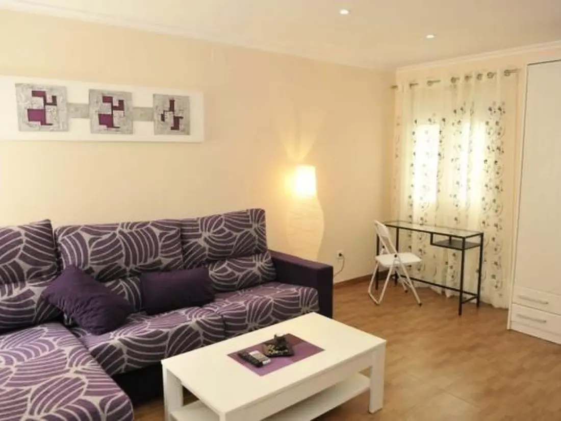 Résidence "Yovalu1" mit Balkon