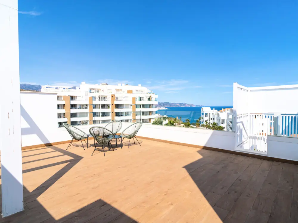 Résidence Luxury Rooftop Isea 1132 by Casasol