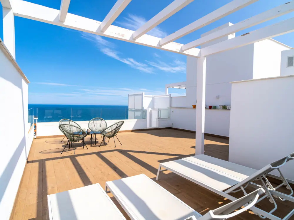 Résidence Luxury Rooftop Isea 1132 by Casasol
