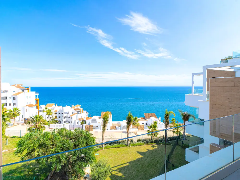 Résidence Luxury Rooftop Isea 1132 by Casasol