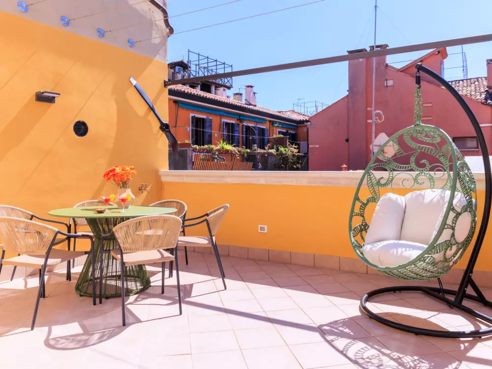 Résidence Casa dell'Aviatore große Gartenterrasse