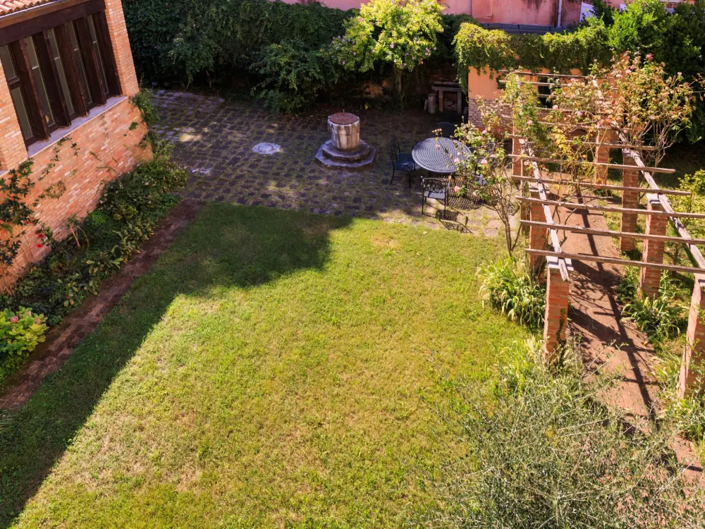 Résidence Casa dell'Aviatore große Gartenterrasse