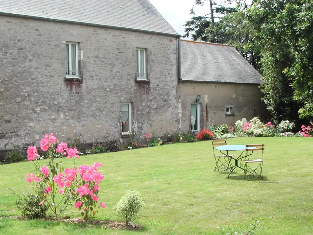 Gîte de France à Montaigu La Brisette  1