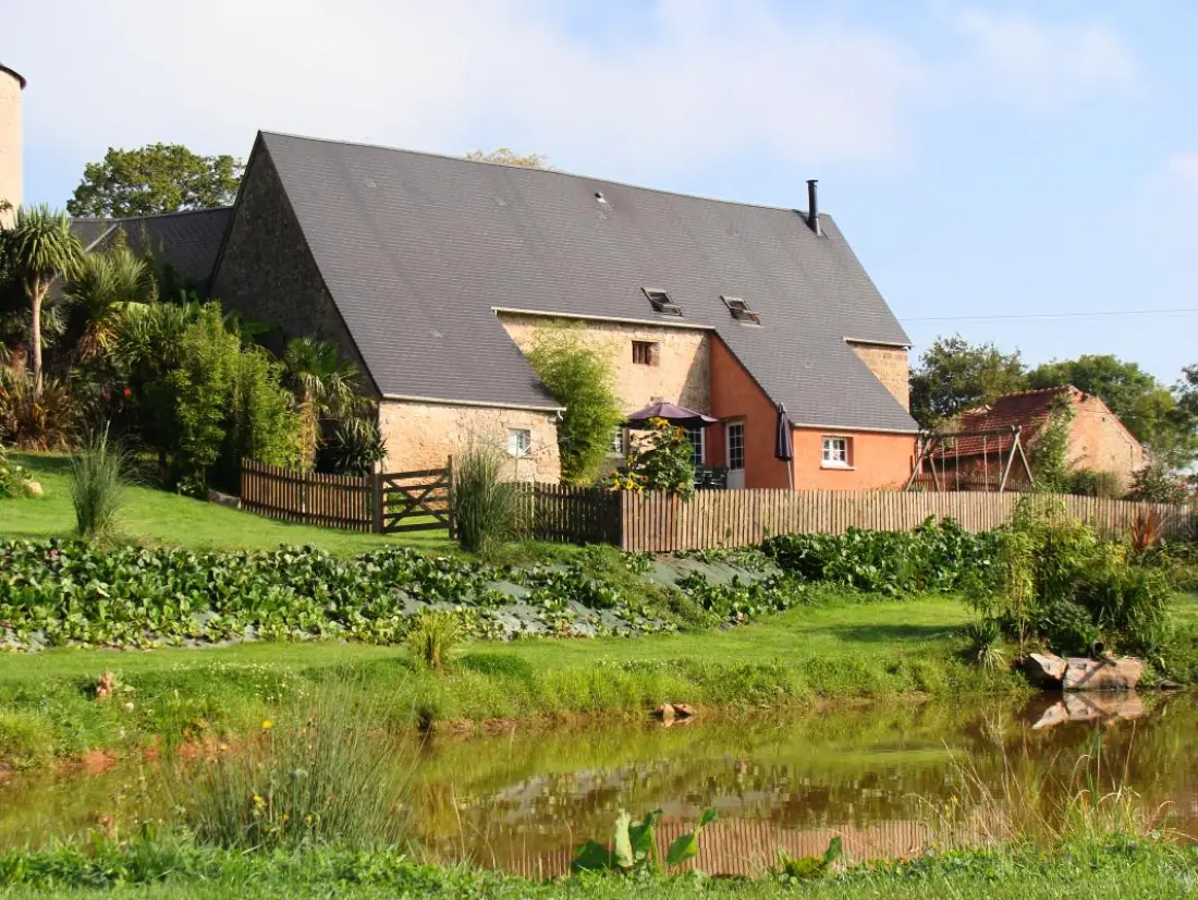 Gîte de France à Montmartin En Graignes  1