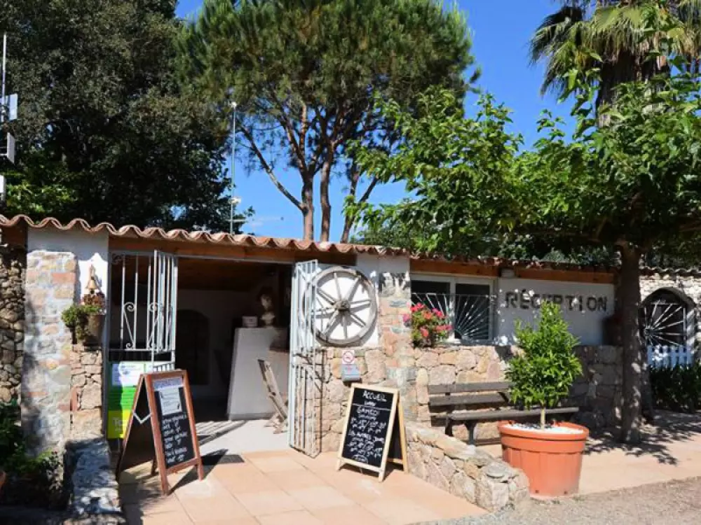 Camping Via Romana  3 étoiles★★★