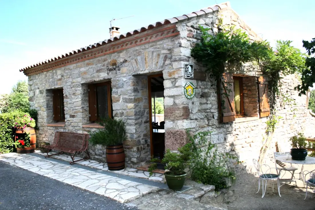 Gîte de France à Quintillan  1