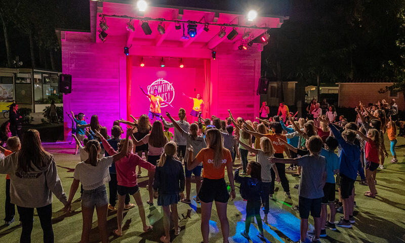 Camping Marina Family Village - Punta Marina Terme - 9