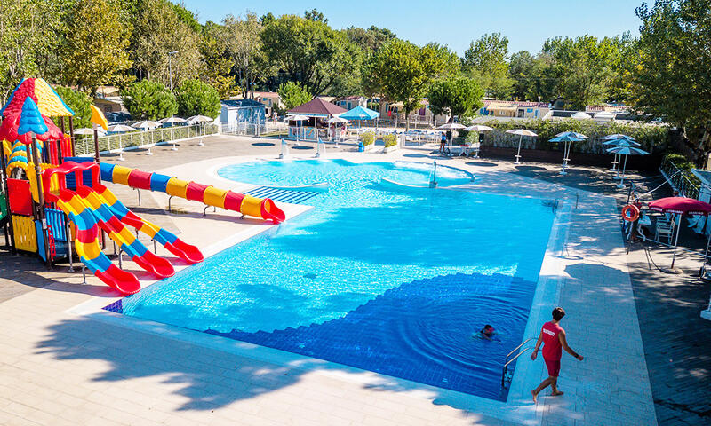 Camping Marina Family Village - Punta Marina Terme - 2