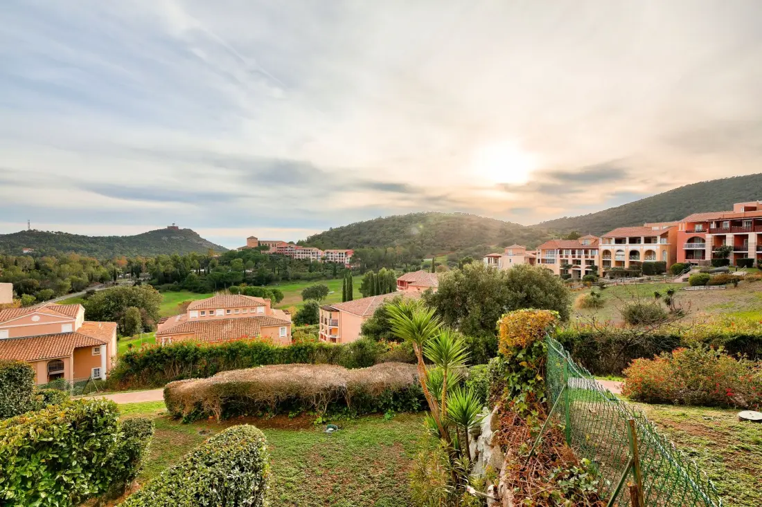 Résidence le Village de Cap Esterel - maeva Home