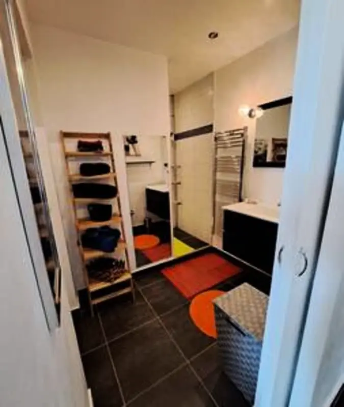 Appartement Avec Terrasse Et Parking à Ajaccio