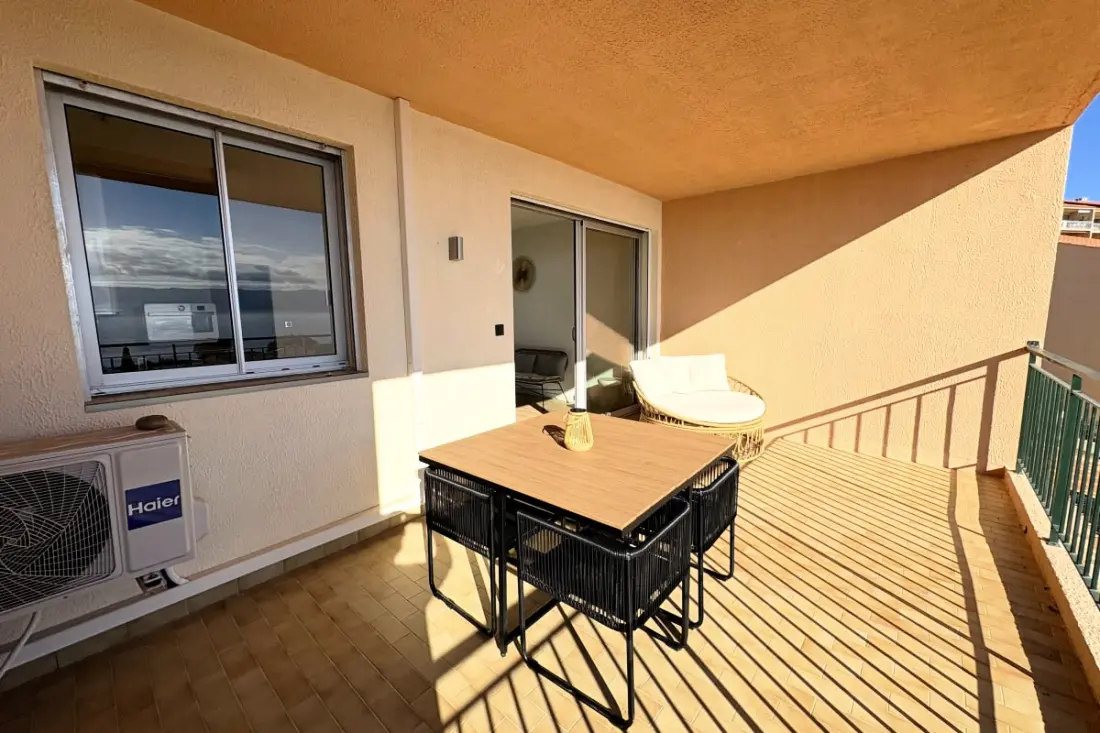 Studio Lumineux Avec Vue Mer à Ajaccio