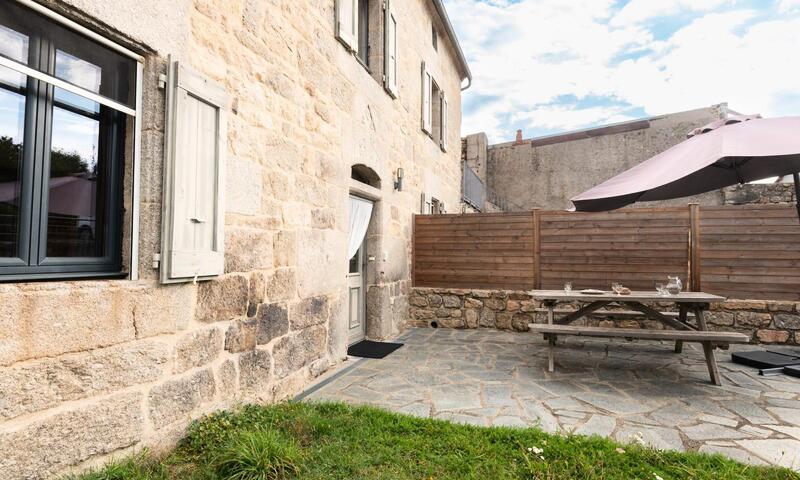Gîte de France Gîte 4/6 personnes à la ferme lionnet 3 épis - - Albaret-le-Comtal - 22