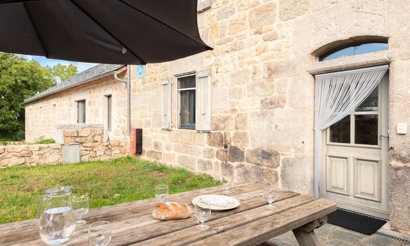 Gîte de France Gîte 4/6 personnes à la ferme lionnet 3 épis - - Albaret-le-Comtal - 4