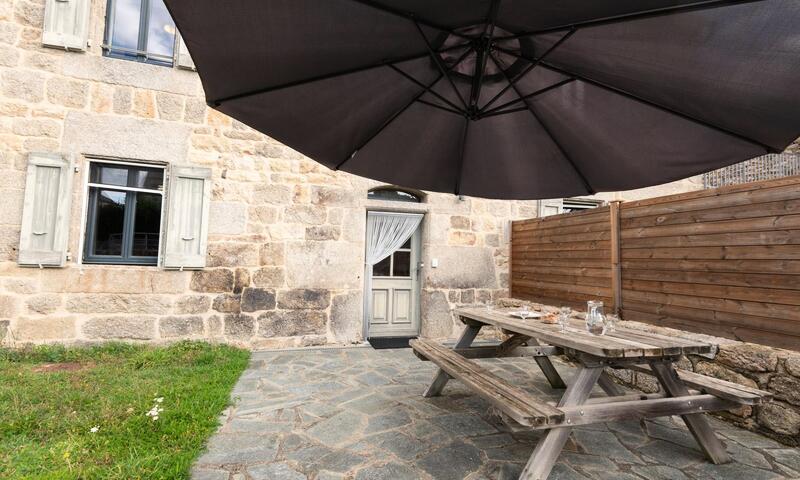 Gîte de France Gîte 4/6 personnes à la ferme lionnet 3 épis - - Albaret-le-Comtal - 21