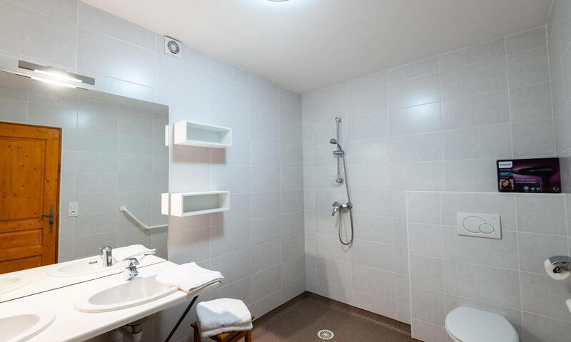 Gîte de France Gîte 4/6 personnes à la ferme lionnet 3 épis - - Albaret-le-Comtal - 19