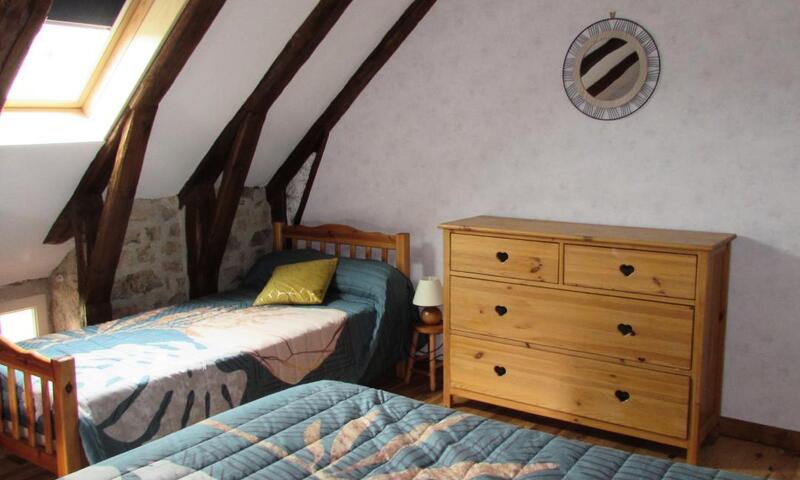 Gîte de France Gîtes de france 11 personnes au teil 3 épis - - Albaret-le-Comtal - 13