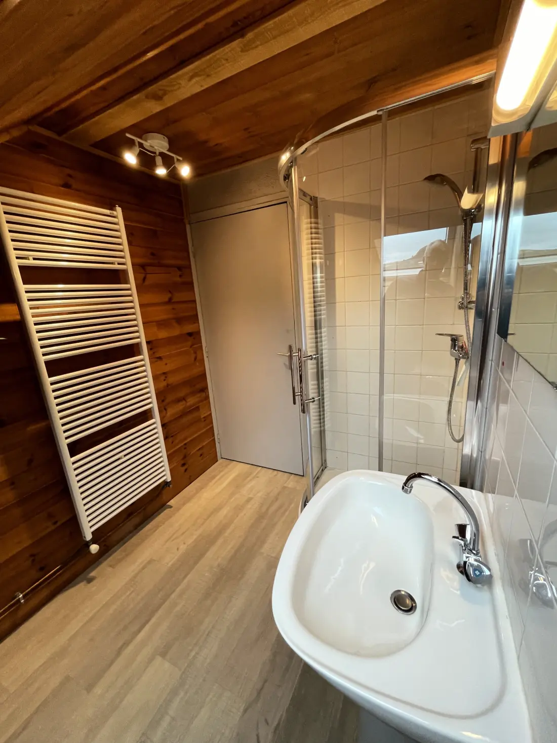 Appartements à Albepierre Bredons