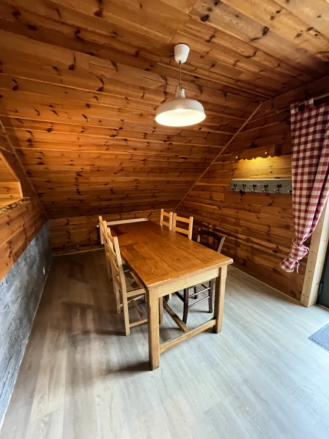 Appartements à Albepierre Bredons