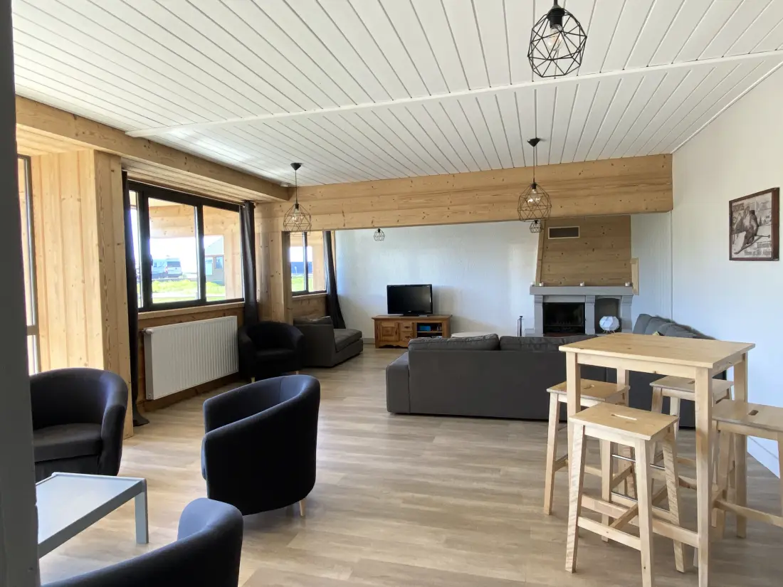 Mobil Home - Bungalow - Cottage à Albepierre Bredons