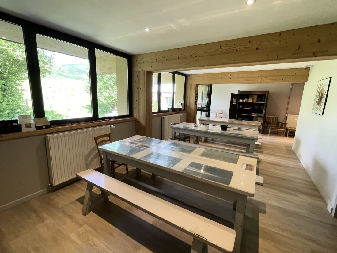 Mobil Home - Bungalow - Cottage à Albepierre Bredons
