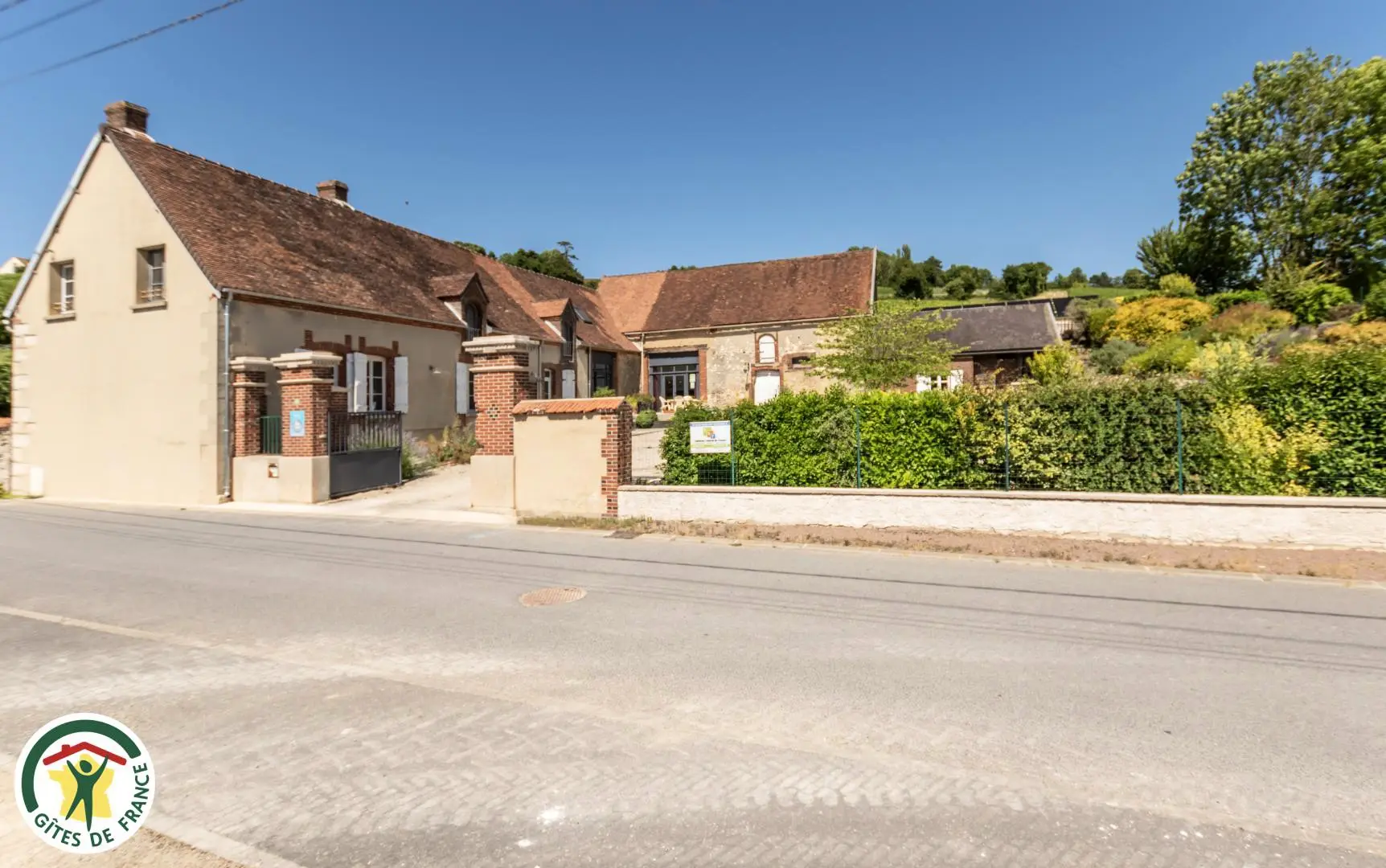 Gîte De France Le Grand Val 3 Épis - - Allemant - 1