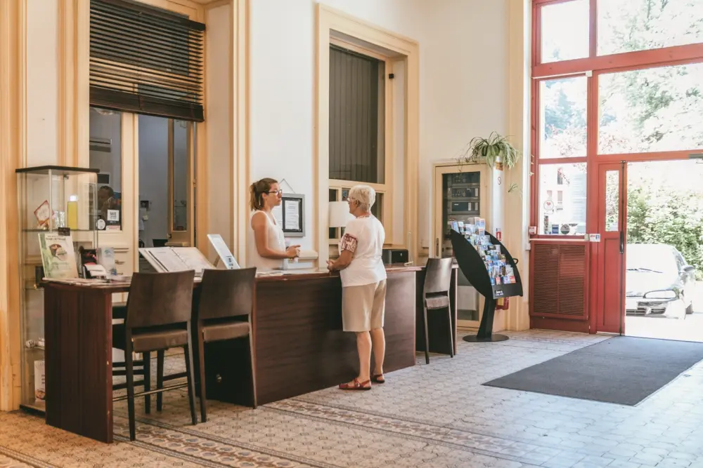 Terres de France - Appart'Hotel le Splendid