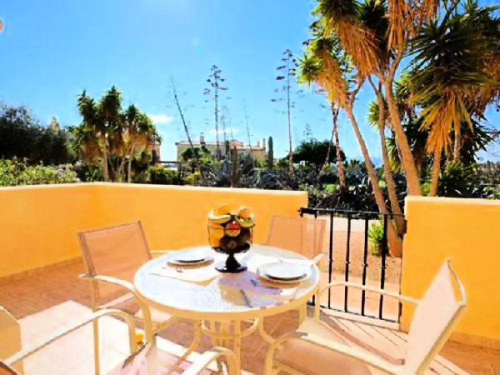 Casa La Estrella Desert Springs Club de Golf