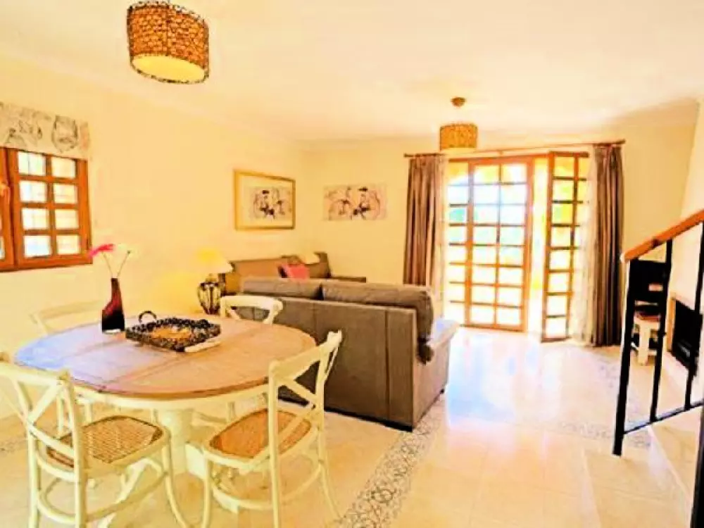 Casa La Estrella Desert Springs Club de Golf