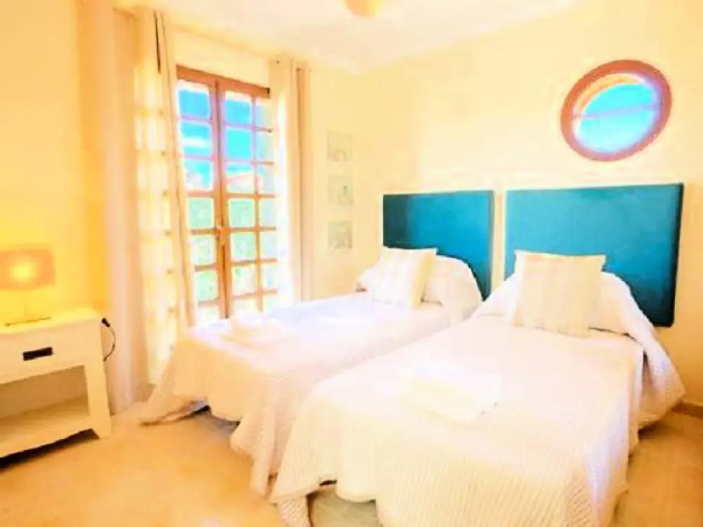 Casa La Estrella Desert Springs Club de Golf