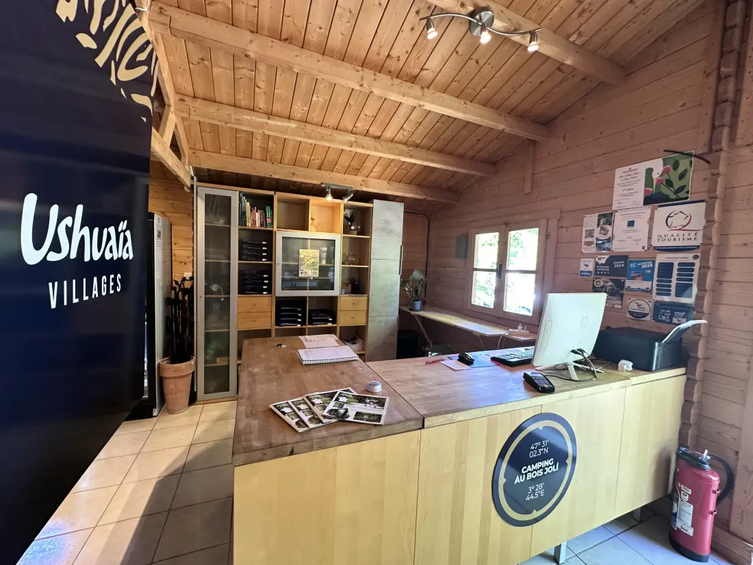 Camping Ushuaïa Villages Au Bois Joli 4 étoiles★★★★
