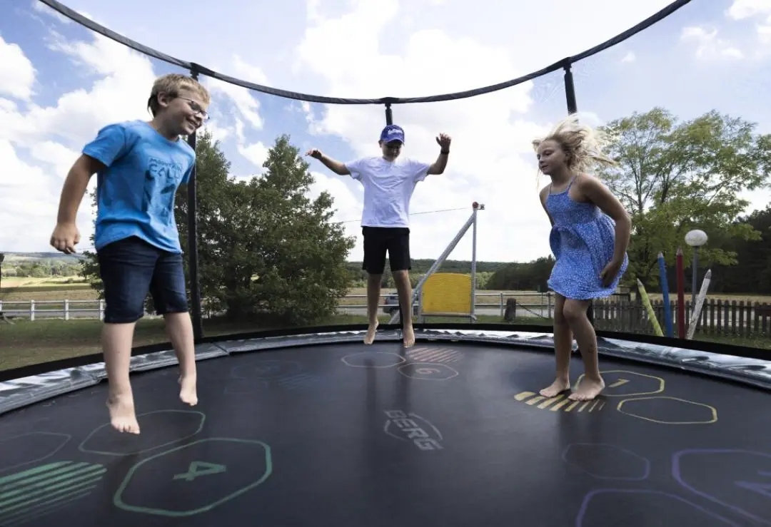Camping Ushuaïa Villages Au Bois Joli 4 étoiles★★★★