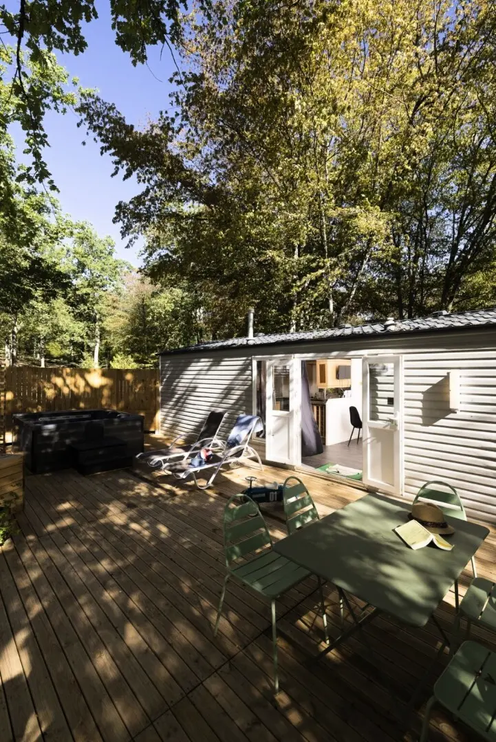 Camping Ushuaïa Villages Au Bois Joli 4 étoiles★★★★