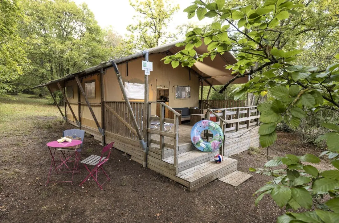 Camping Ushuaïa Villages Au Bois Joli 4 étoiles★★★★