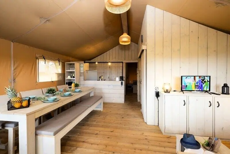 Camping Ushuaïa Villages Au Bois Joli 4 étoiles★★★★