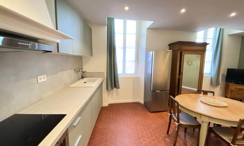 06cf : Bel Appartement Rénové Vieil Antibes - - Antibes - 10