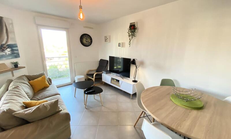 06ch : Beau T3 Avec Terrasse - 300m Parc Exflora - - Antibes - 1