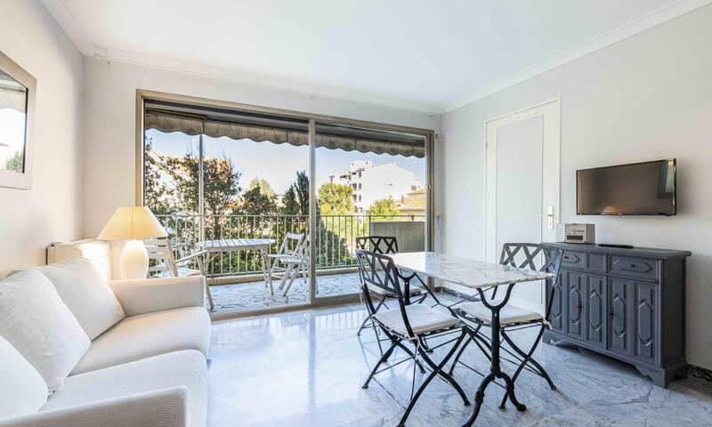 Résidence Chez J-p - 100m Plage 2-4pers Terrasse Vue Mer Piscine Garage - - Antibes - 2