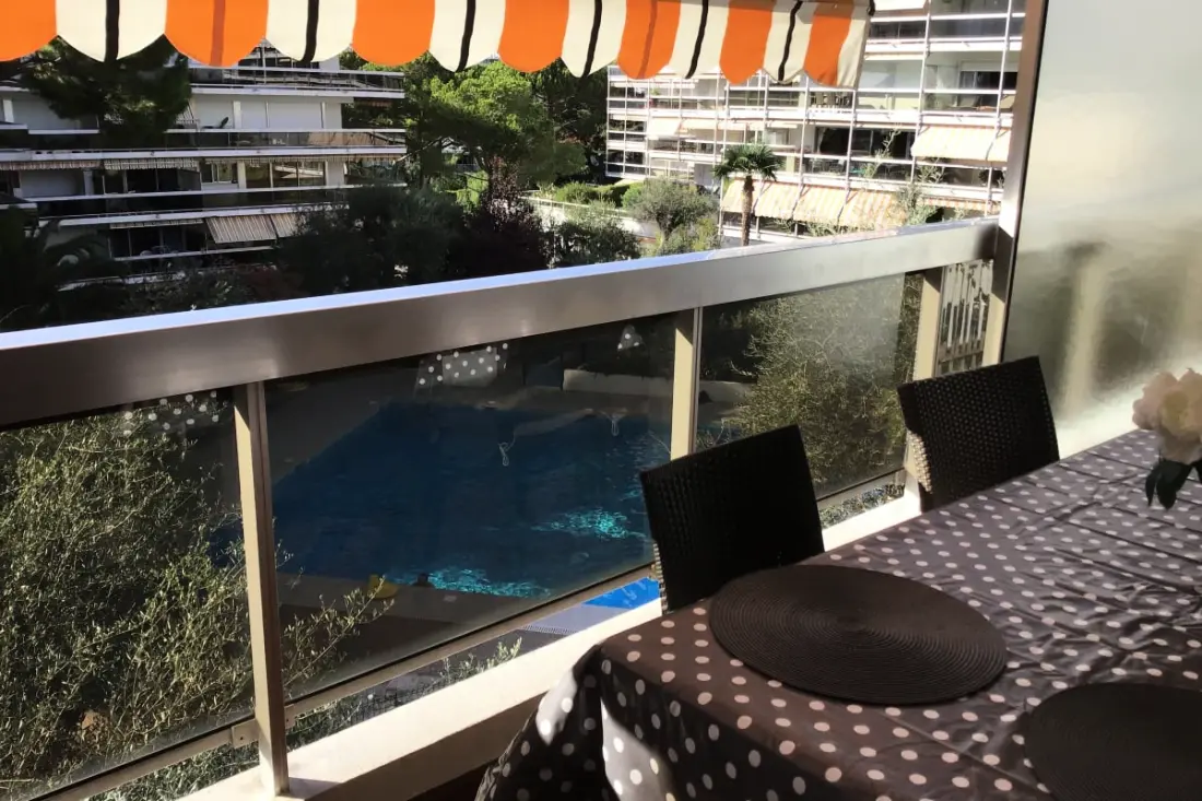 Joli 36 M² Avec Balcon Et Piscine Proche Plages