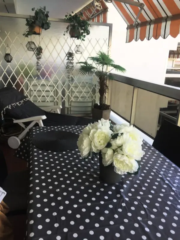 Joli 36 M² Avec Balcon Et Piscine Proche Plages