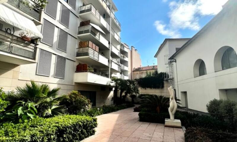 Résidence Plaza Antibes : Appartement T2 Avec Climatisation - - Antibes - 16