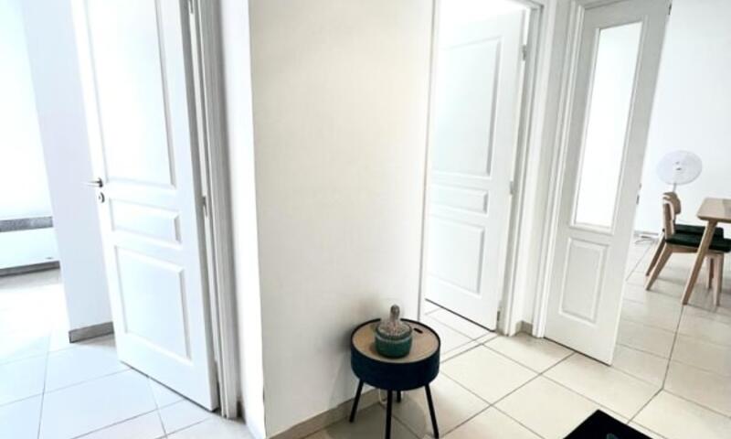 Résidence Plaza Antibes : Appartement T2 Avec Climatisation - - Antibes - 13