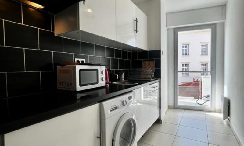 Résidence Plaza Antibes : Appartement T2 Avec Climatisation - - Antibes - 11