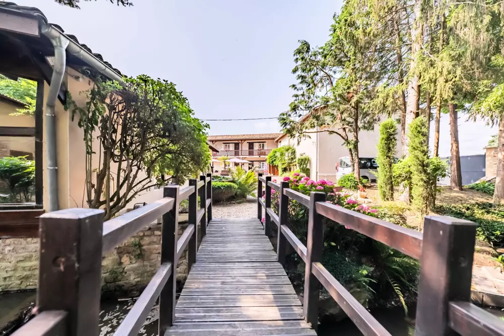 Hôtel & Camper Le Moulin de la Brevette   3 étoiles★★★