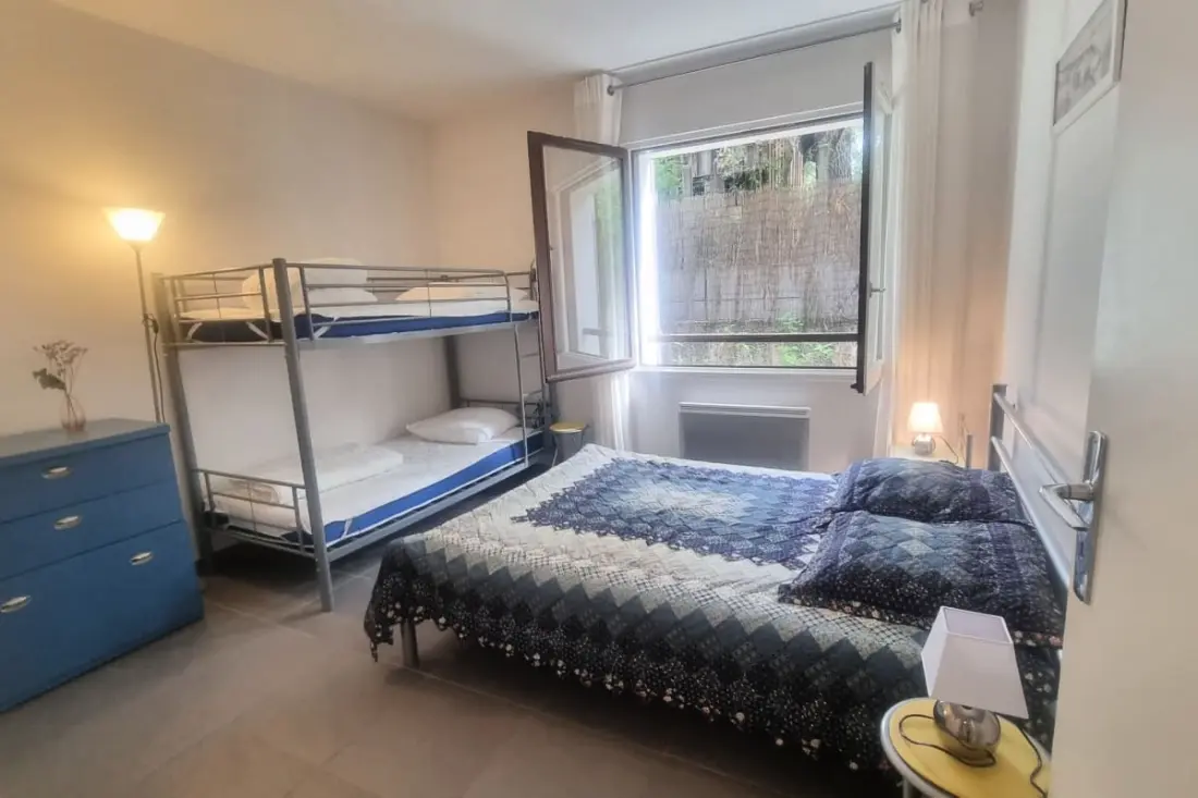 Grand Appart Familial Avec Jardin, Proche Plage