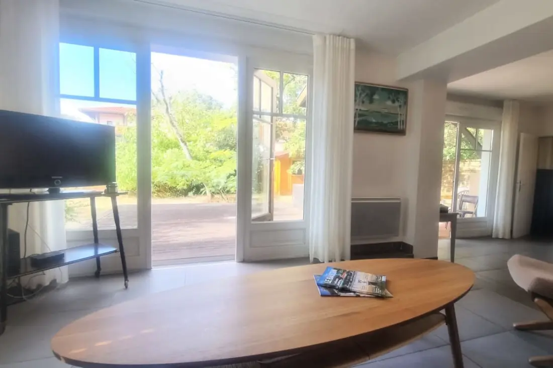 Grand Appart Familial Avec Jardin, Proche Plage