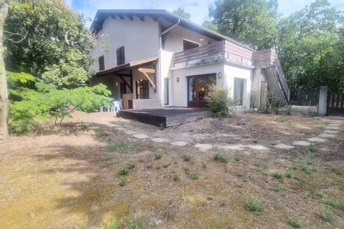 Grand Appart Familial Avec Jardin, Proche Plage